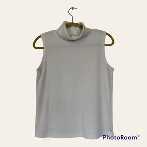 Jason Maxwell Modern Sleeveless Turtleneck